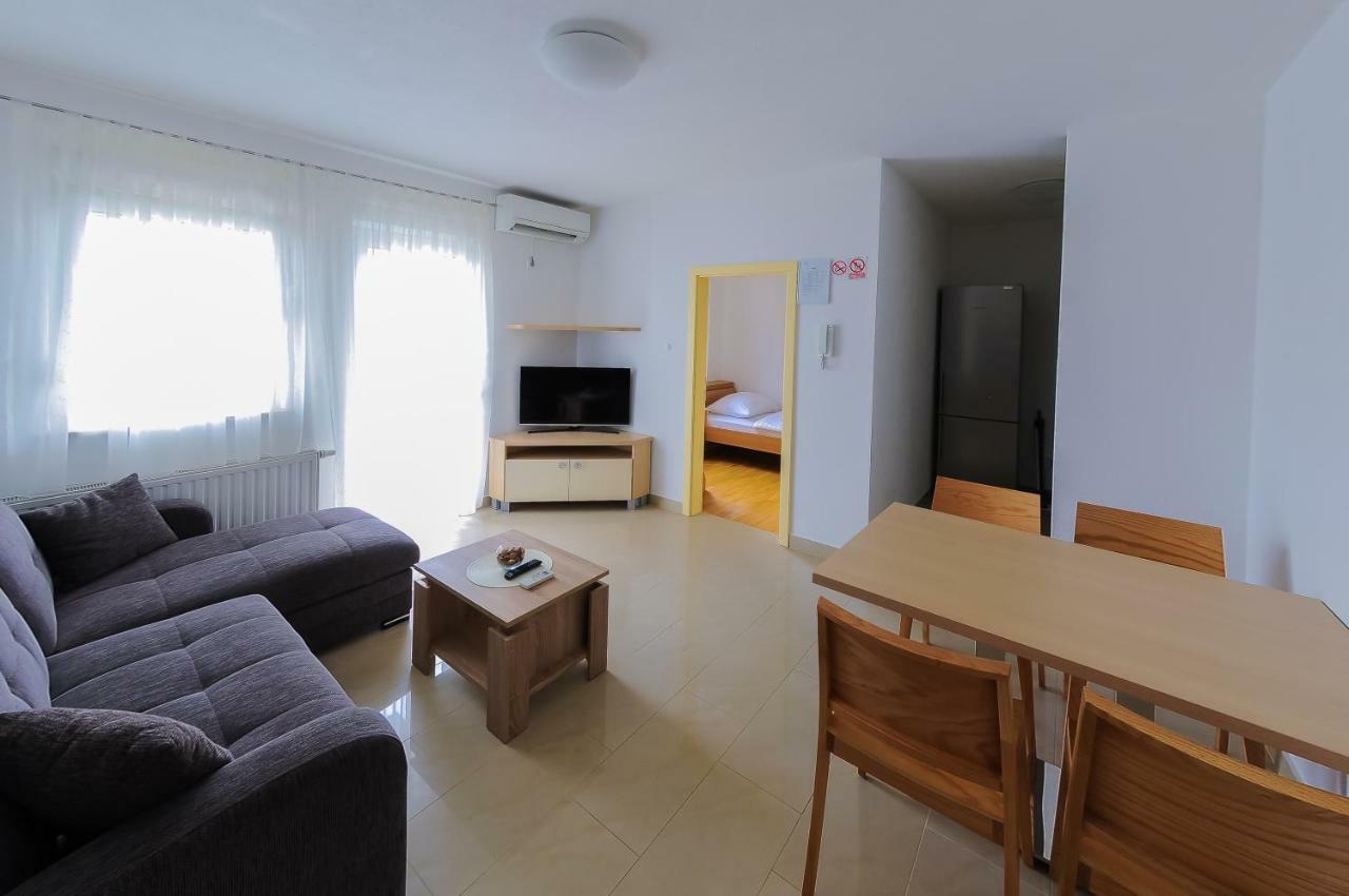 ספליט Apartments Anamarija מראה חיצוני תמונה